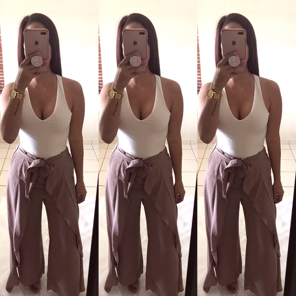 ‘RHONDA’ Taupe Ruffle Pants